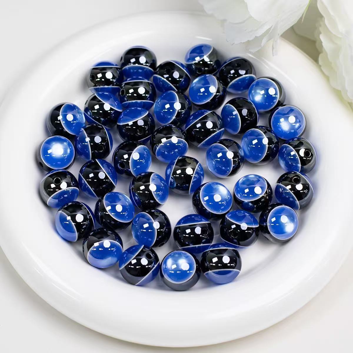 Double-sided cat's eye