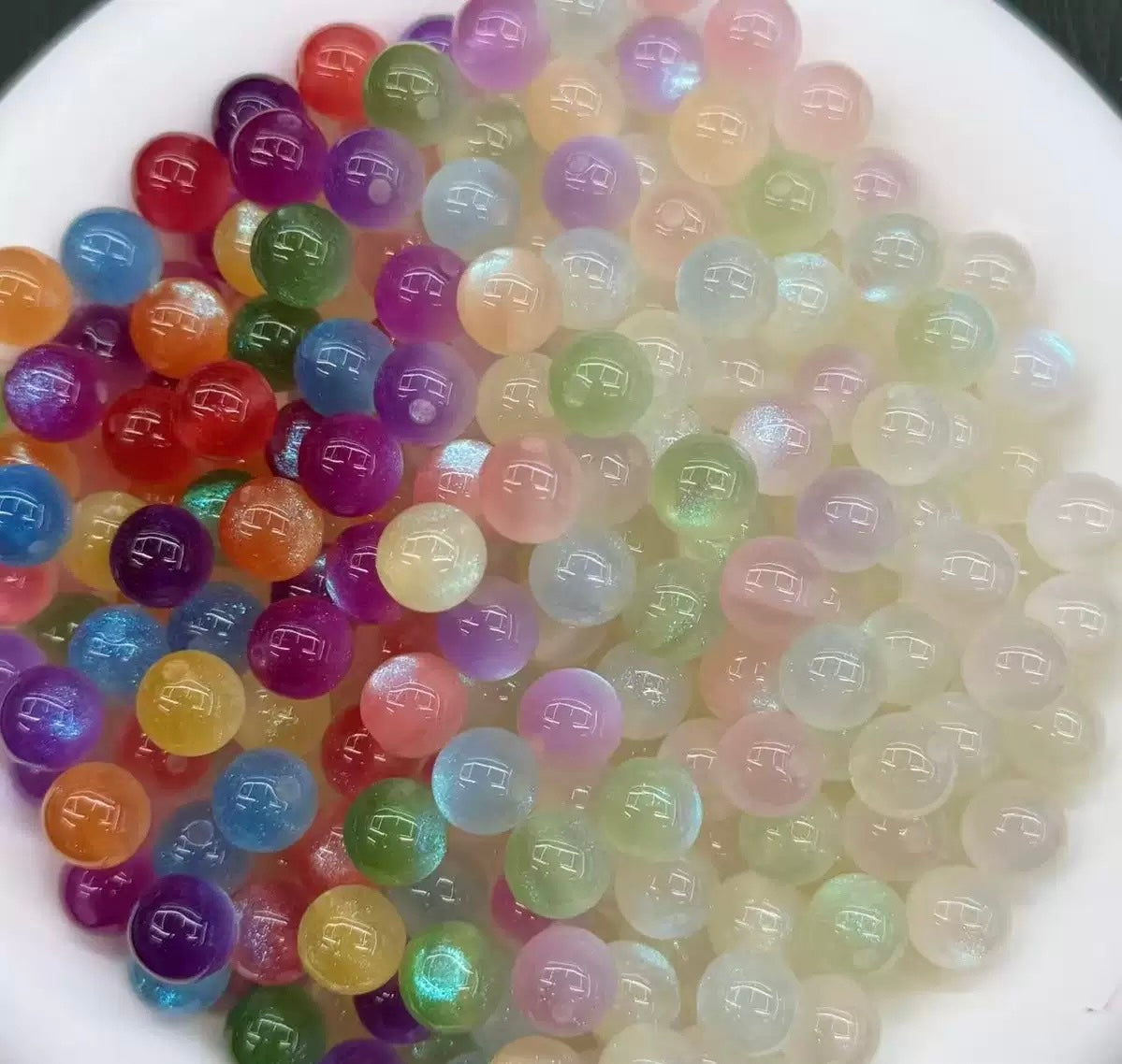 UV color changing resin fine glitter cat eye beads-kiki