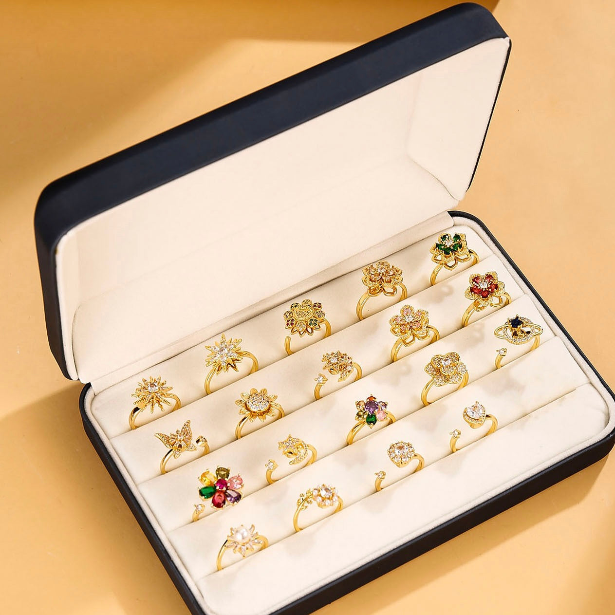 !!! Brand new Lucky Glass ring