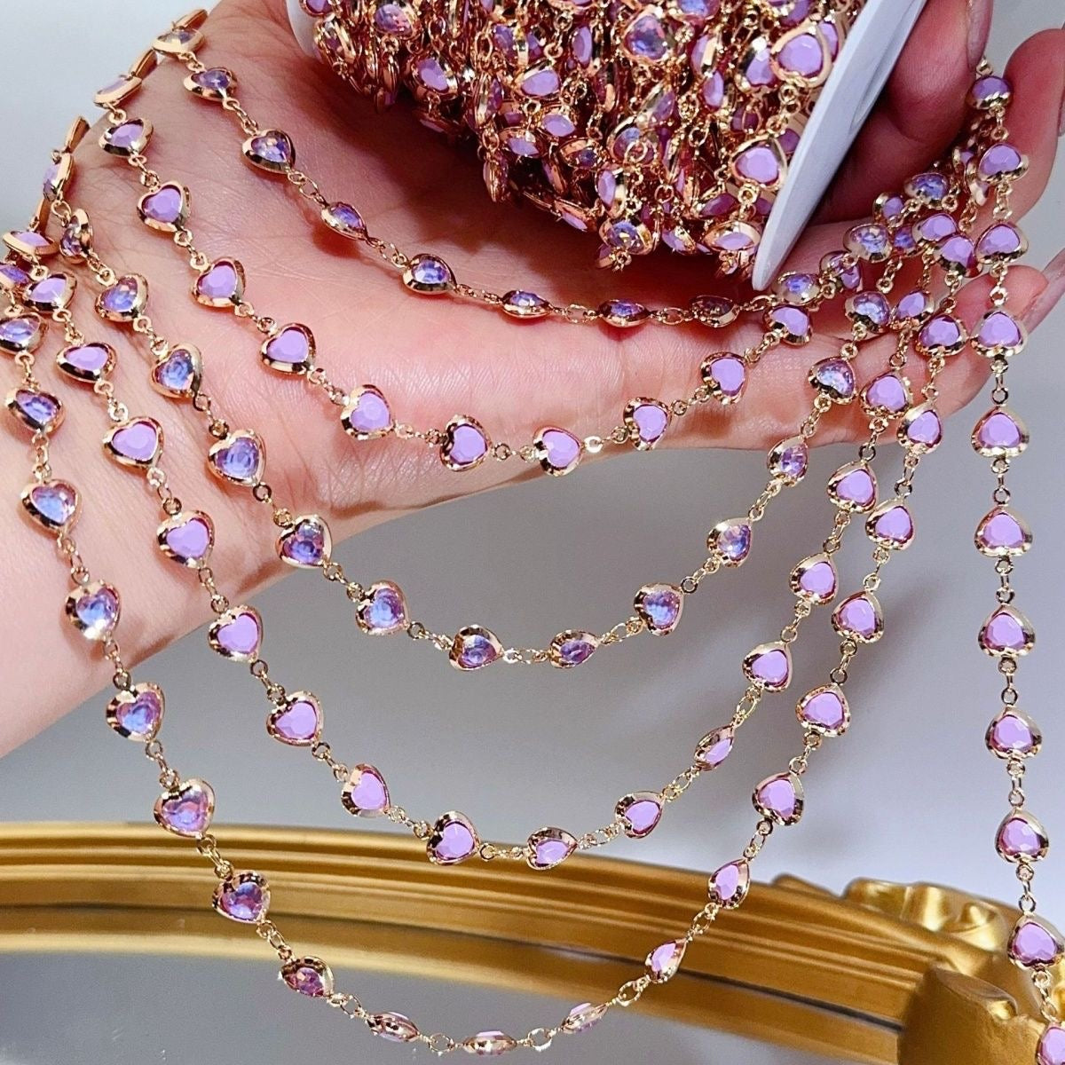 Beautiful chain-kiki