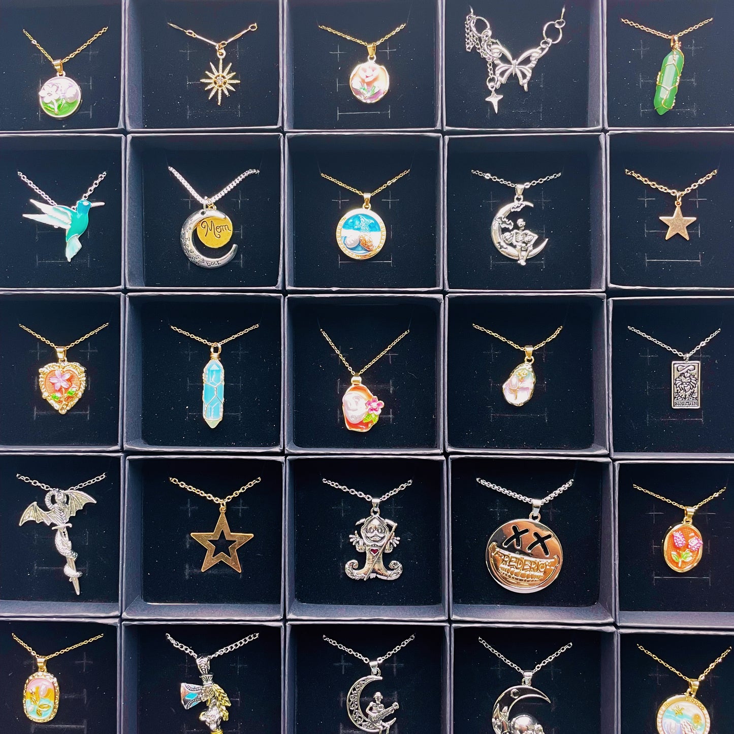!!! NEW Lucky fashion necklace box-susu shop